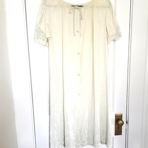 Vintage Women's Light Mint Green Satin Robe Pit to Pit 27in Right Side Pocket